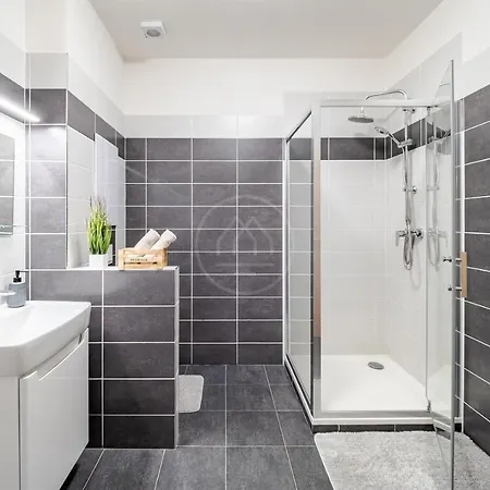 Milano * Frymburk nad Vltavou